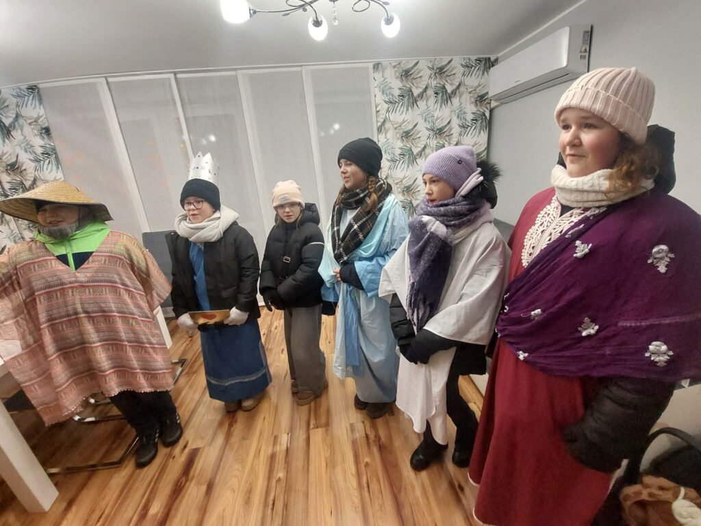 KOLĘDNICY MISYJNI 2025 Apostolstwo Sióstr