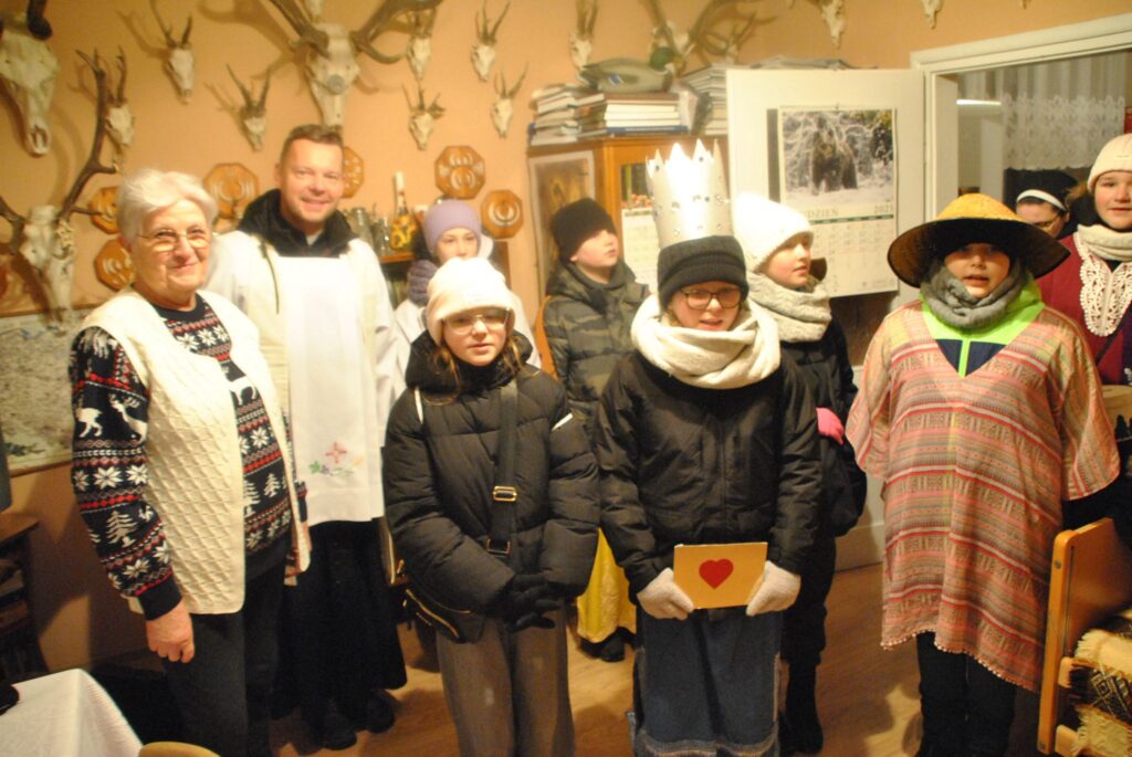 KOLĘDNICY MISYJNI 2025 Apostolstwo Sióstr