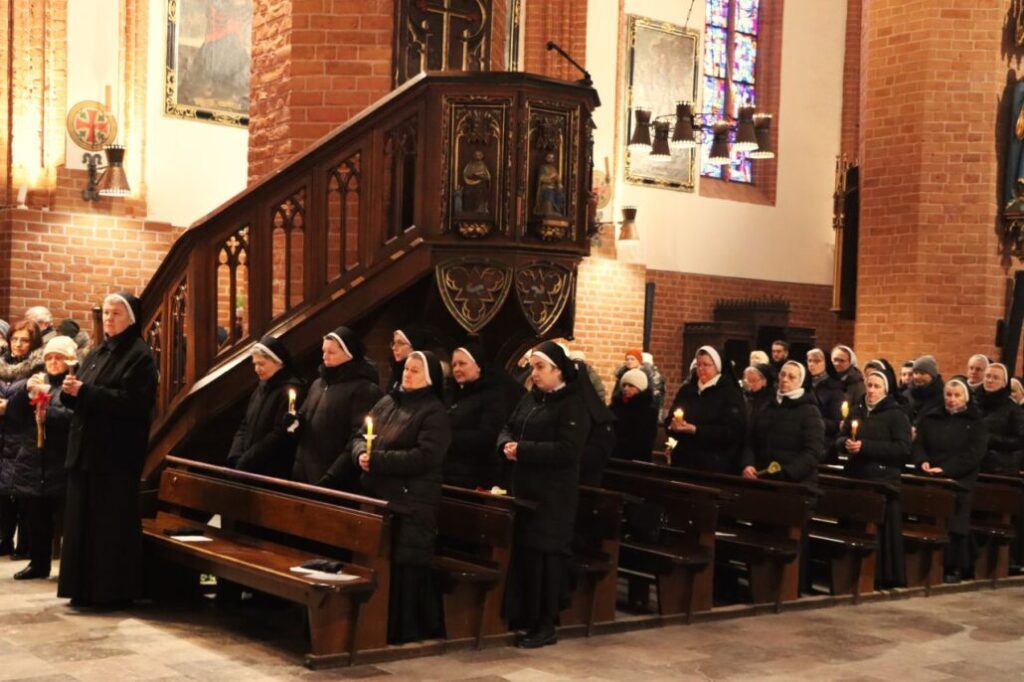 DZIEŃ ŻYCIA KONSEKROWANEGO Życie Kościoła