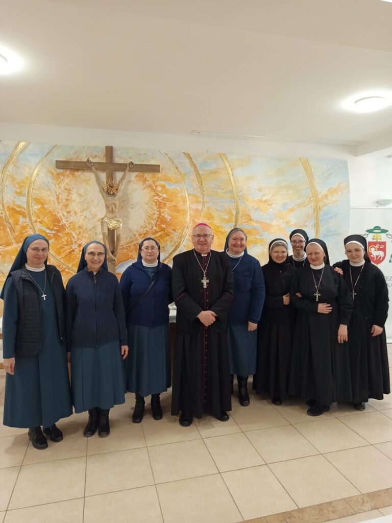 DZIEŃ ŻYCIA KONSEKROWANEGO