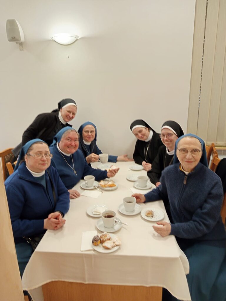 DZIEŃ ŻYCIA KONSEKROWANEGO Życie Kościoła