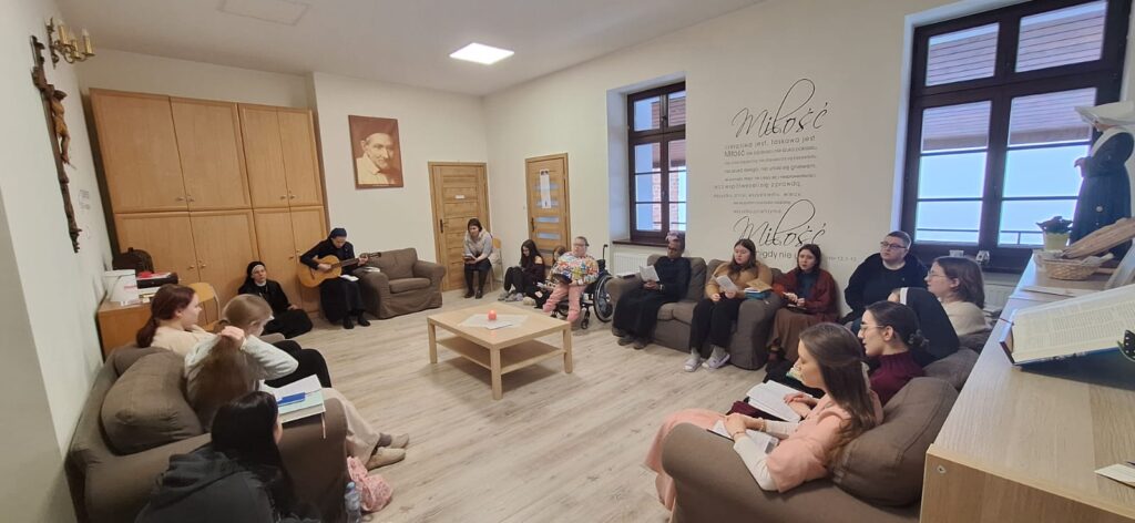 REKOLEKCJE Z NIKODEMEM Apostolstwo Sióstr