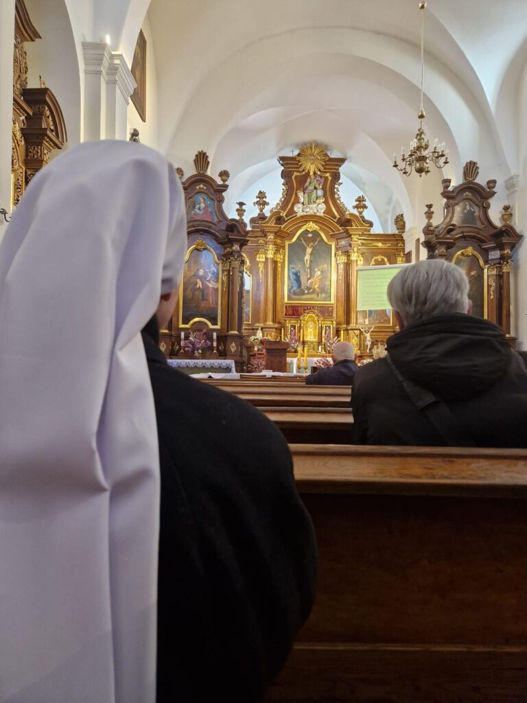 REKOLEKCJE DLA DZIEWCZĄT Rekolekcje i dni skupienia