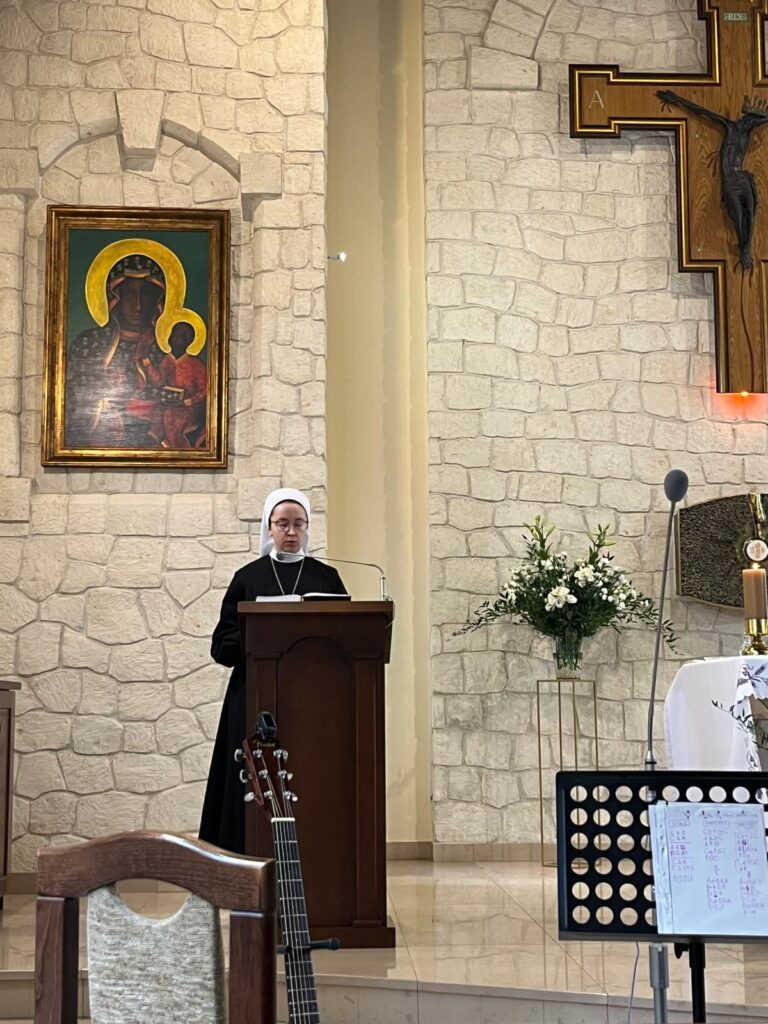 ŚLUBY ZAKONNE S. NOEMI Z życia Zgromadzenia ŚLUBY ZAKONNE S. NOEMI Z życia Zgromadzenia