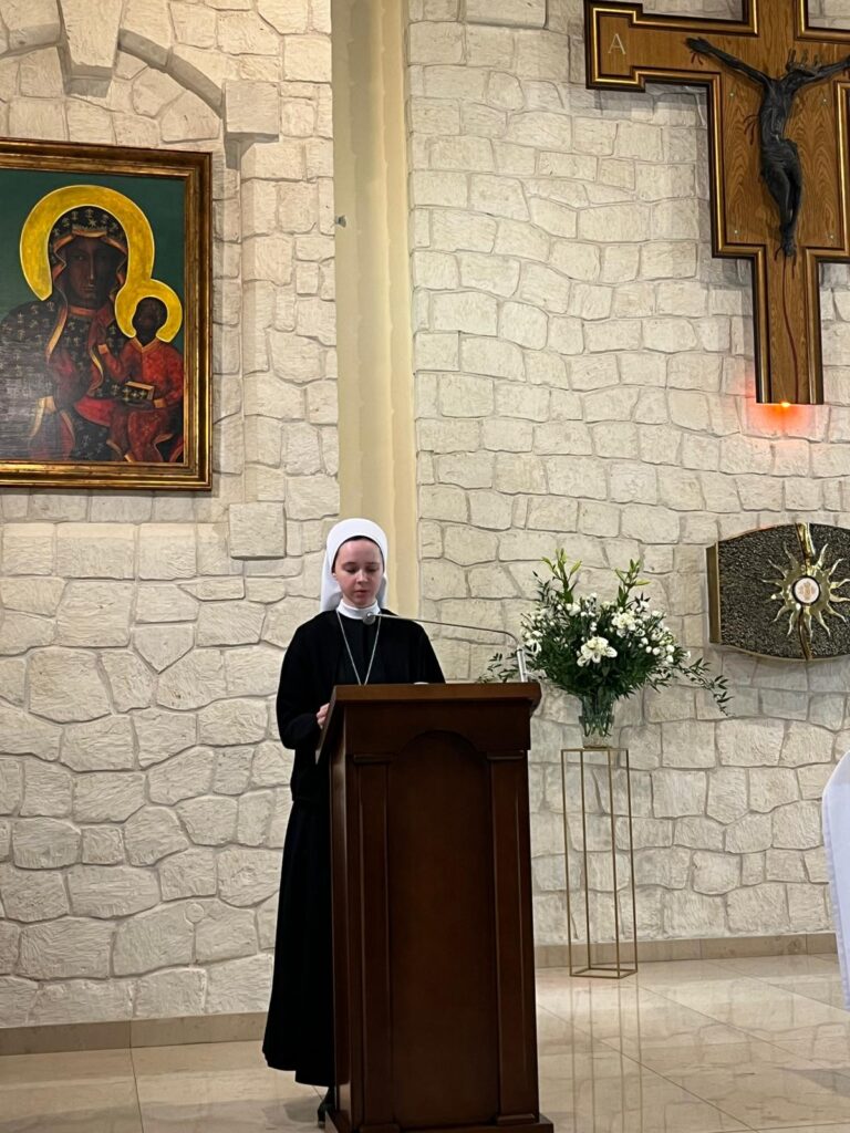 ŚLUBY ZAKONNE S. NOEMI Z życia Zgromadzenia ŚLUBY ZAKONNE S. NOEMI Z życia Zgromadzenia