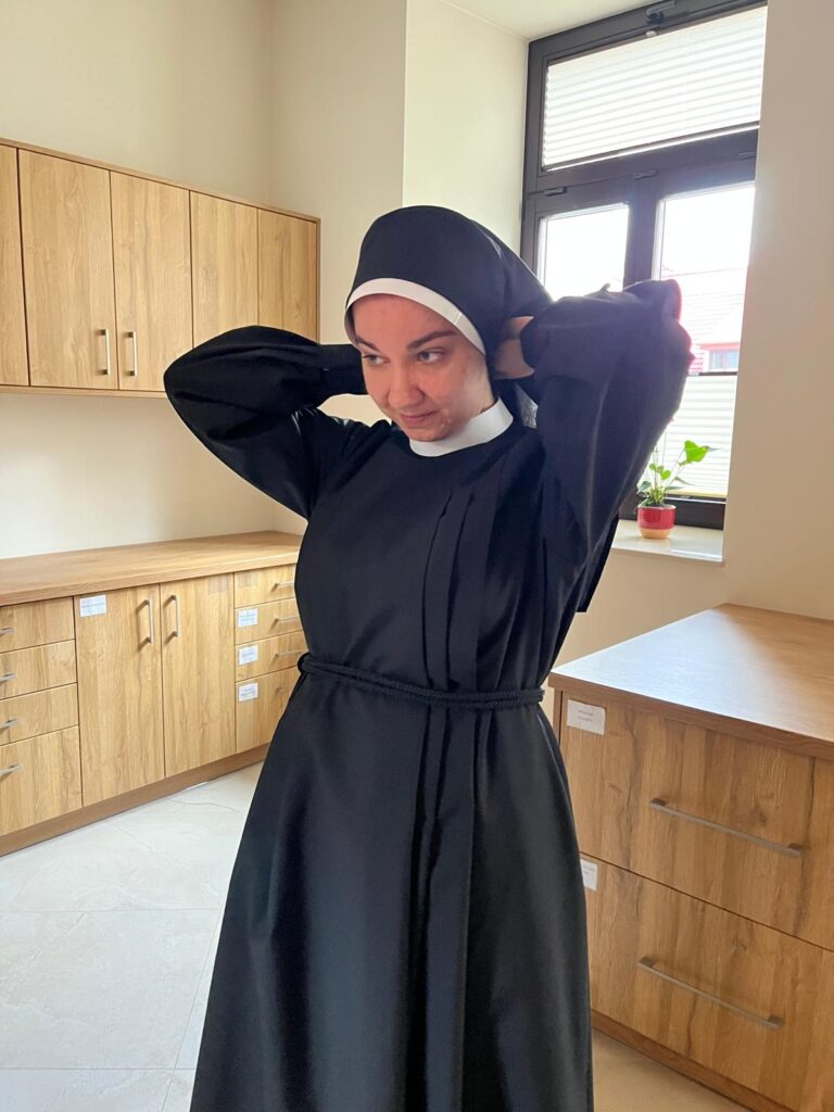 ŚLUBY ZAKONNE S. NOEMI Z życia Zgromadzenia ŚLUBY ZAKONNE S. NOEMI Z życia Zgromadzenia