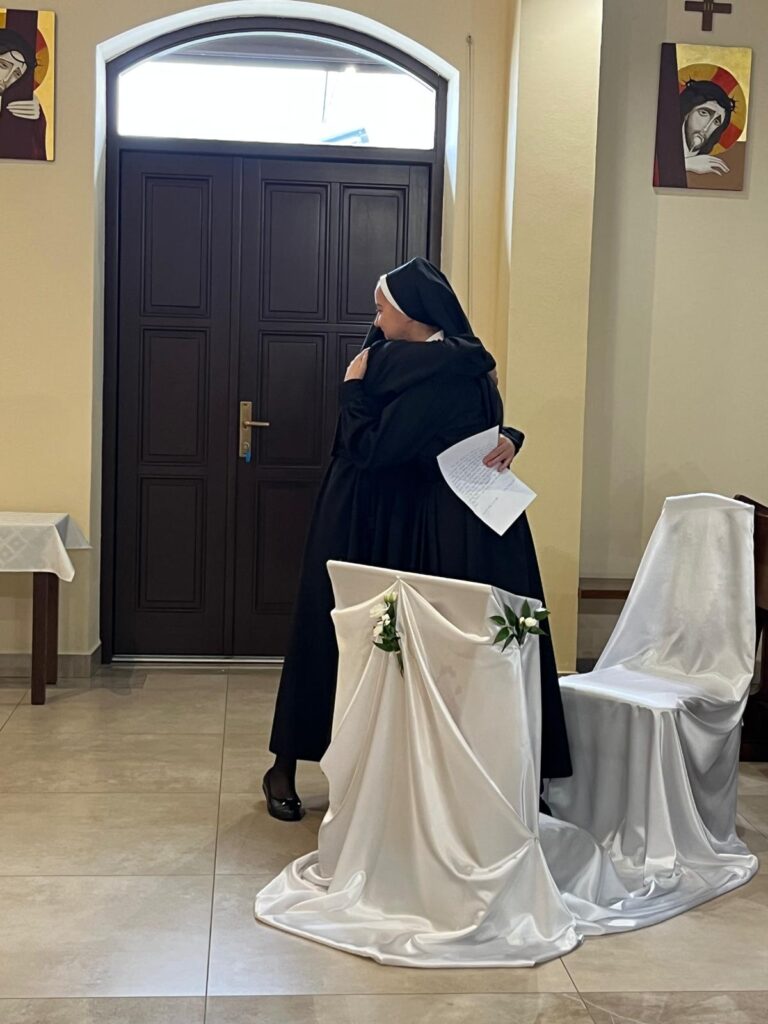 ŚLUBY ZAKONNE S. NOEMI Z życia Zgromadzenia ŚLUBY ZAKONNE S. NOEMI Z życia Zgromadzenia