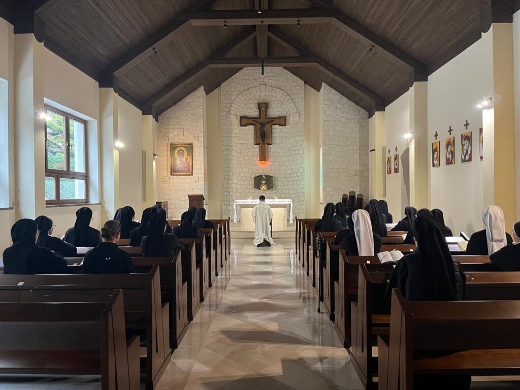 ZIMOWA TURA REKOLEKCJI ZAKONNYCH Z życia Zgromadzenia