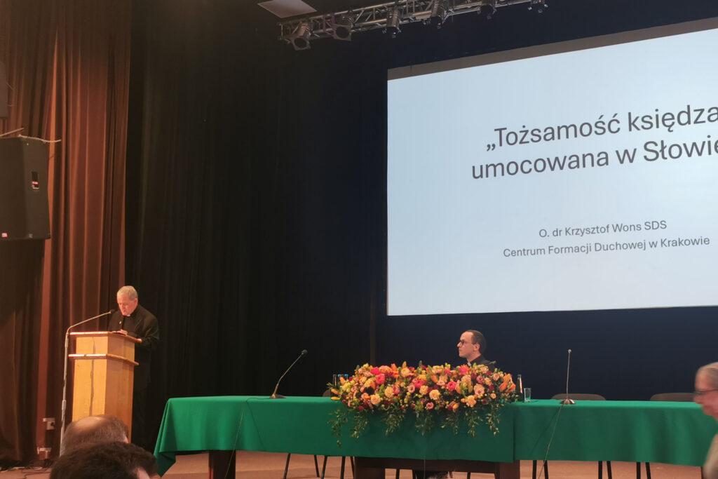 MIĘDZYNARODOWY KONGRES TEOLOGICZNY Apostolstwo Sióstr