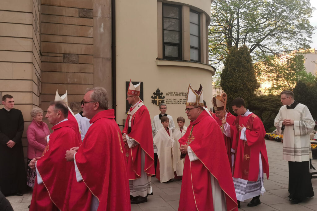 MIĘDZYNARODOWY KONGRES TEOLOGICZNY Apostolstwo Sióstr