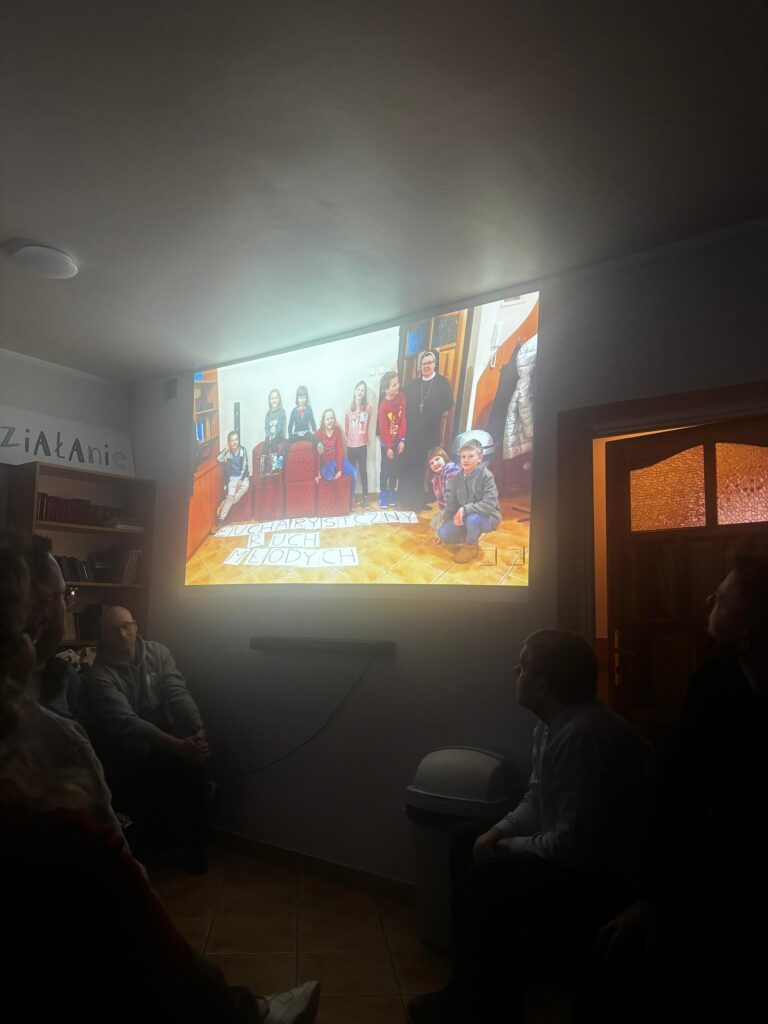 SPOTKANIE Z MŁODZIEŻĄ Apostolstwo Sióstr