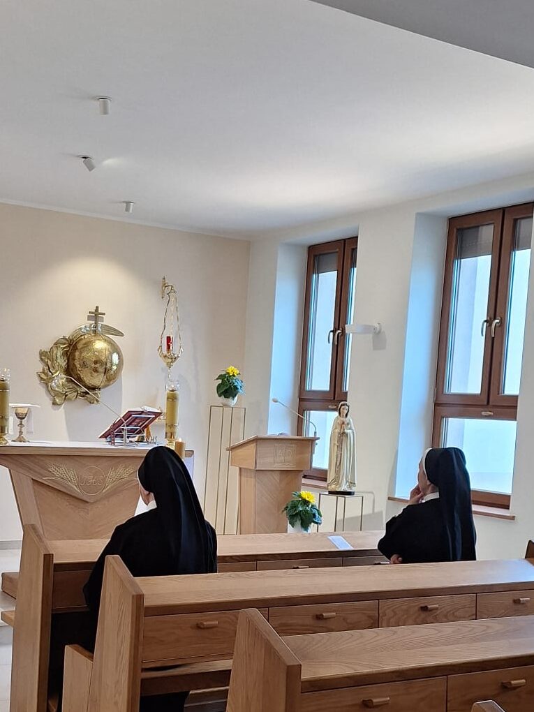 PATRONALNE ŚWIĘTO ZGROMADZENIA W DNIU WSPOMNIENIA MATKI ŁASKI BOŻEJ Z życia Zgromadzenia