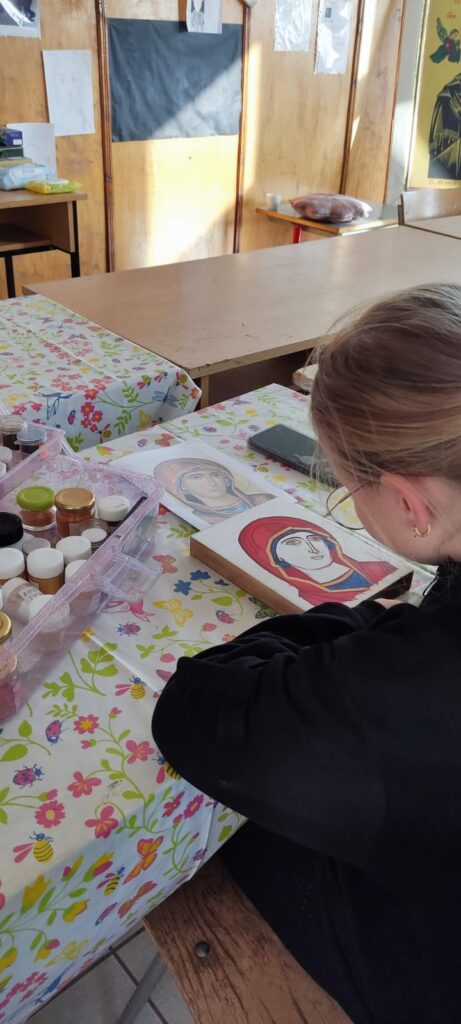 DZIECI PISZĄ IKONY Apostolstwo Sióstr