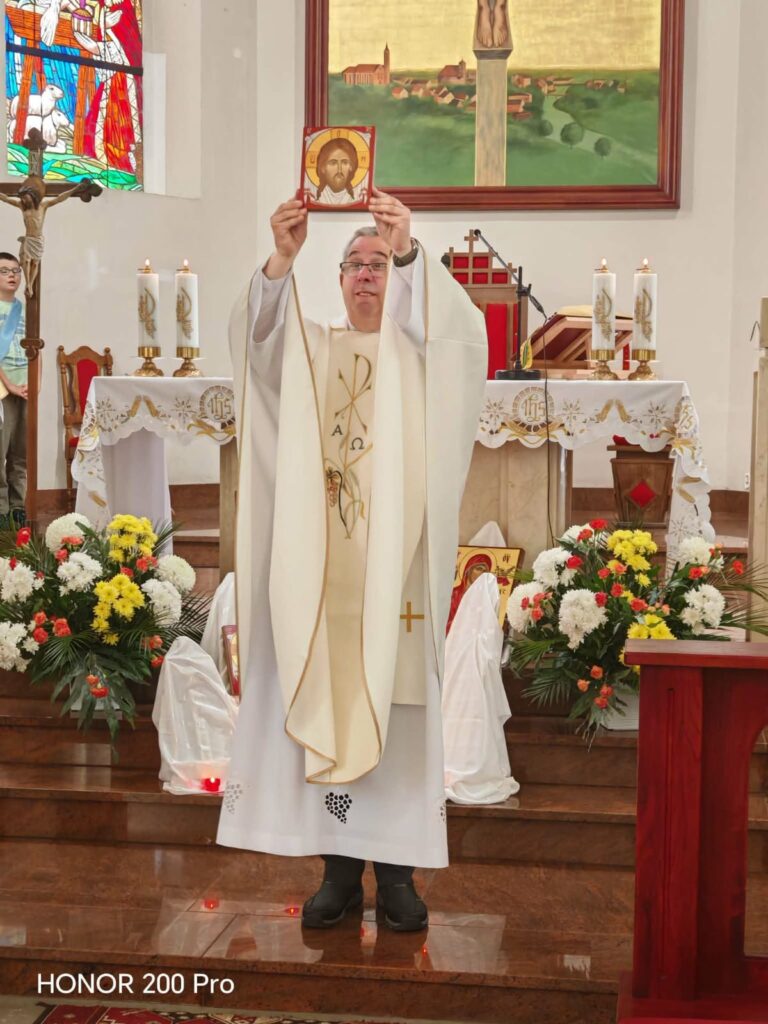 ZAKOŃCZENIE PISANIA IKON PRZEZ DZIECI Apostolstwo Sióstr