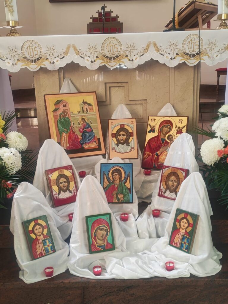 ZAKOŃCZENIE PISANIA IKON PRZEZ DZIECI Apostolstwo Sióstr
