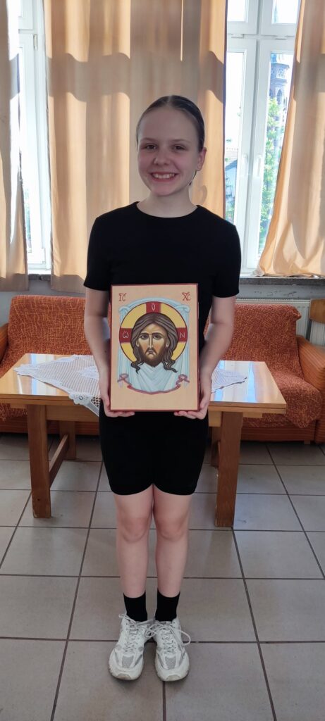 ZAKOŃCZENIE PISANIA IKON PRZEZ DZIECI Apostolstwo Sióstr