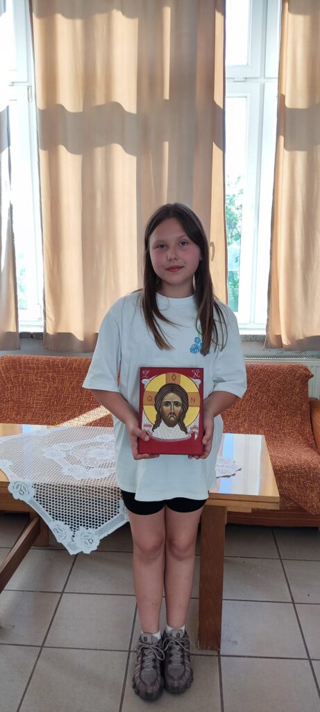 ZAKOŃCZENIE PISANIA IKON PRZEZ DZIECI Apostolstwo Sióstr