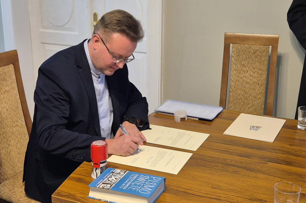 NOWY ETAP PROCESU BEATYFIKACJI OJCA ZAŁOŻYCIELA Ojciec Założyciel NOWY ETAP PROCESU BEATYFIKACJI OJCA ZAŁOŻYCIELA Ojciec Założyciel
