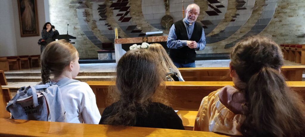 WYJAZDOWE ZAKOŃCZENIE WARSZTATÓW Apostolstwo Sióstr WYJAZDOWE ZAKOŃCZENIE WARSZTATÓW Apostolstwo Sióstr