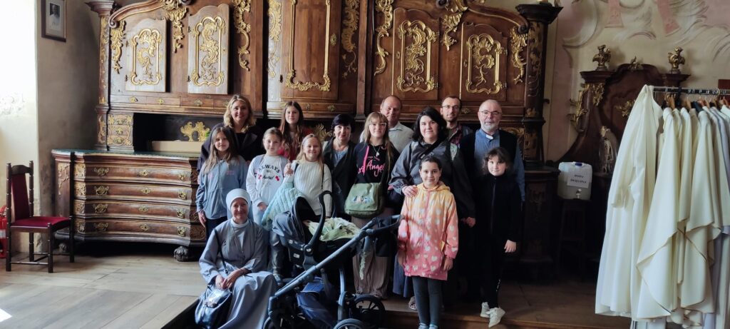 WYJAZDOWE ZAKOŃCZENIE WARSZTATÓW Apostolstwo Sióstr WYJAZDOWE ZAKOŃCZENIE WARSZTATÓW Apostolstwo Sióstr