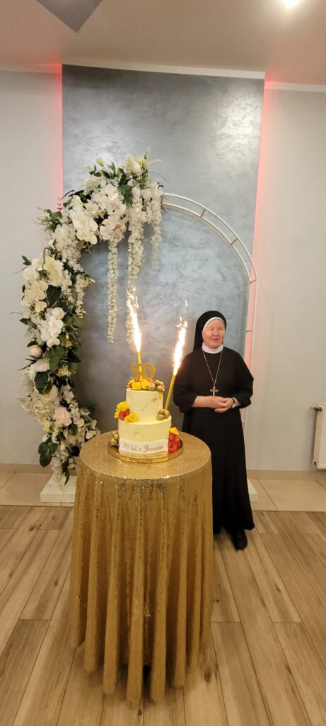 JUBILEUSZ 50-LECIA ŻYCIA ZAKONNEGO Z życia Zgromadzenia JUBILEUSZ 50-LECIA ŻYCIA ZAKONNEGO Z życia Zgromadzenia