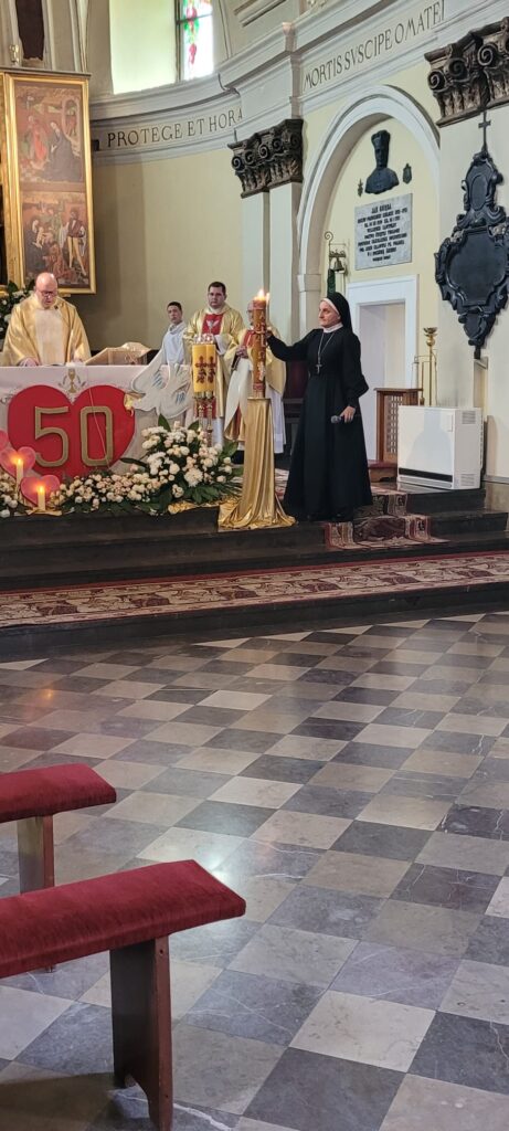 JUBILEUSZ 50-LECIA ŻYCIA ZAKONNEGO Z życia Zgromadzenia JUBILEUSZ 50-LECIA ŻYCIA ZAKONNEGO Z życia Zgromadzenia