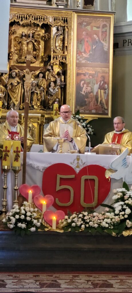 JUBILEUSZ 50-LECIA ŻYCIA ZAKONNEGO Z życia Zgromadzenia JUBILEUSZ 50-LECIA ŻYCIA ZAKONNEGO Z życia Zgromadzenia