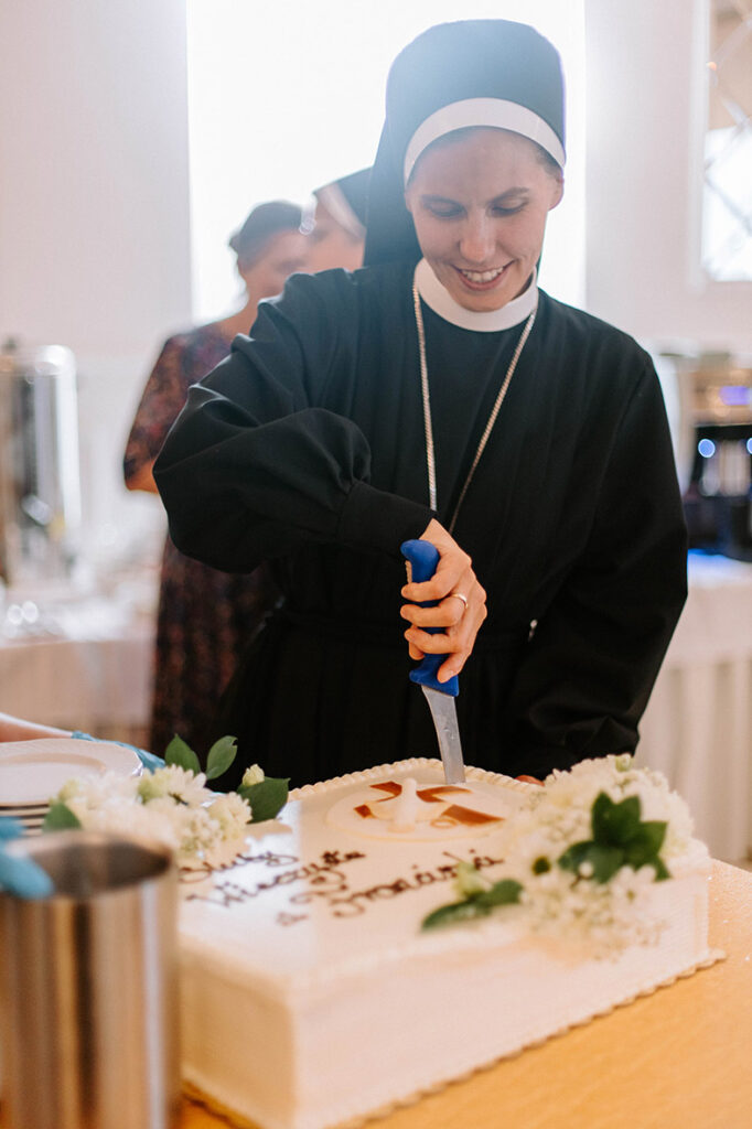 ŚLUBY WIECZYSTE SIOSTRY FRANCISZKI Z życia Zgromadzenia ŚLUBY WIECZYSTE SIOSTRY FRANCISZKI Z życia Zgromadzenia