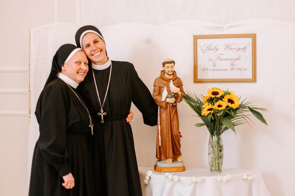 ŚLUBY WIECZYSTE SIOSTRY FRANCISZKI Z życia Zgromadzenia ŚLUBY WIECZYSTE SIOSTRY FRANCISZKI Z życia Zgromadzenia