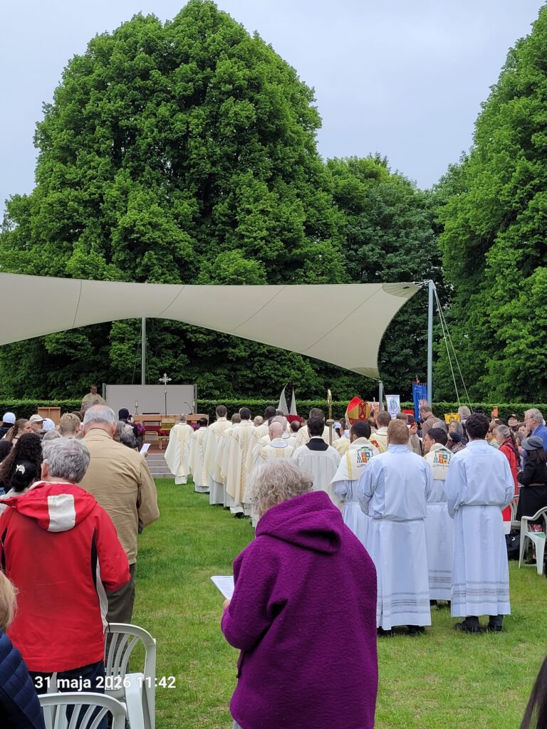 PIELGRZYMKA DO ÅSEBAKKEN Apostolstwo Sióstr