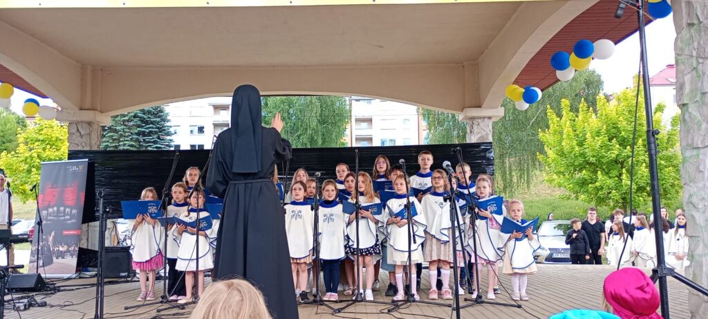 ARCHIDIECEZJALNY PRZEGLĄD SCHOLI Apostolstwo Sióstr