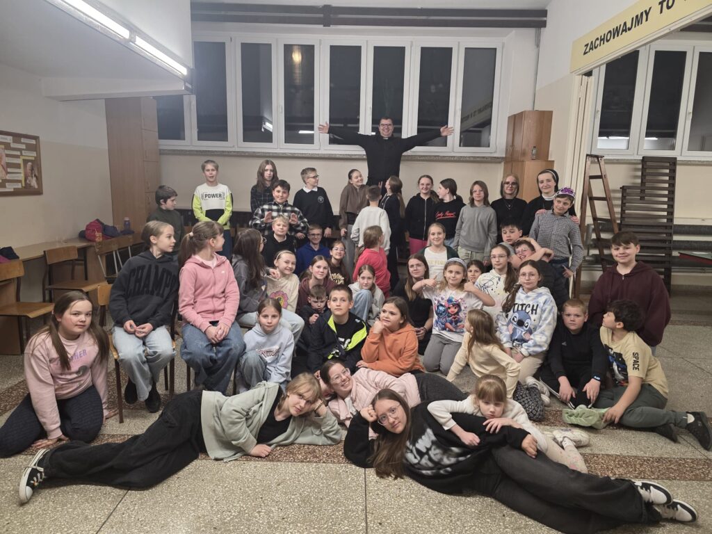 OAZA DZIECI BOŻYCH W PARAFII ŚW. ANTONIEGO Apostolstwo Sióstr OAZA DZIECI BOŻYCH W PARAFII ŚW. ANTONIEGO Apostolstwo Sióstr