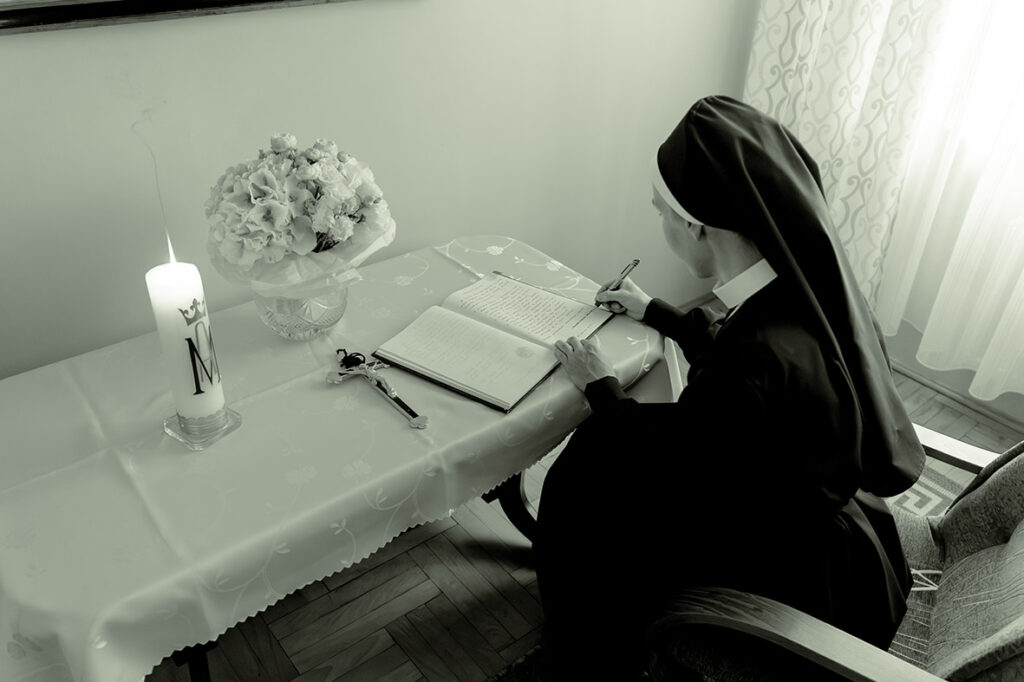 ŚLUBY WIECZYSTE SIOSTRY FRANCISZKI Z życia Zgromadzenia ŚLUBY WIECZYSTE SIOSTRY FRANCISZKI Z życia Zgromadzenia