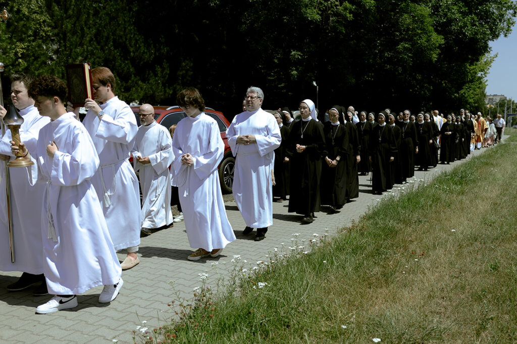 ŚLUBY WIECZYSTE SIOSTRY FRANCISZKI Z życia Zgromadzenia ŚLUBY WIECZYSTE SIOSTRY FRANCISZKI Z życia Zgromadzenia