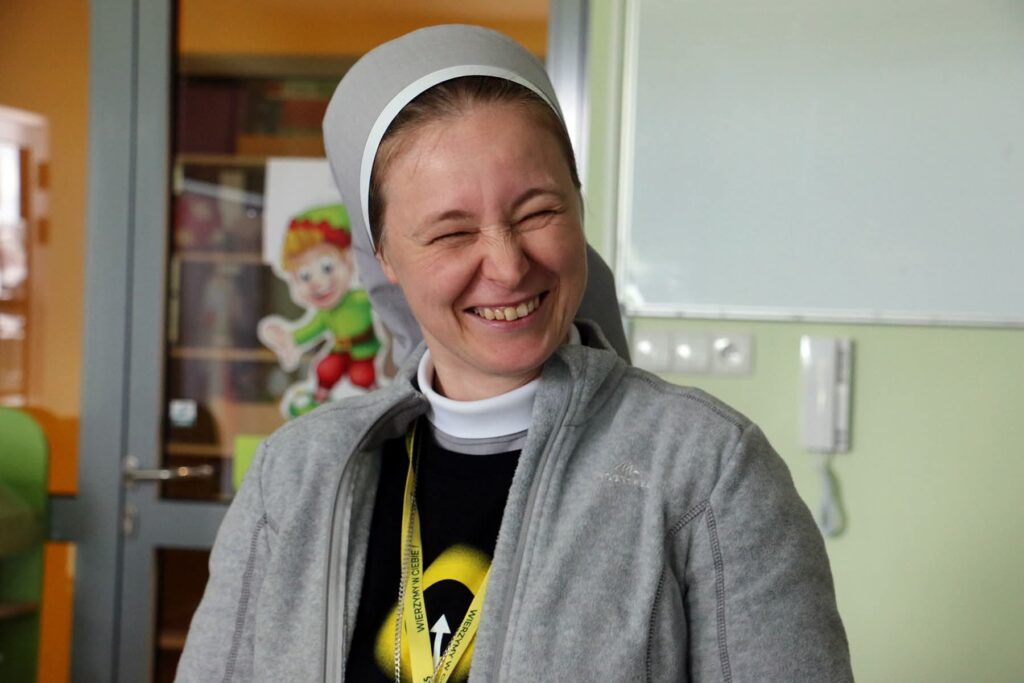 33. SALWATORIAŃSKIE FORUM MŁODYCH Apostolstwo Sióstr 33. SALWATORIAŃSKIE FORUM MŁODYCH Apostolstwo Sióstr