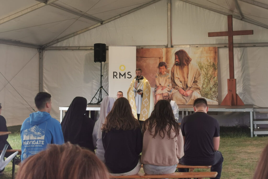 33. SALWATORIAŃSKIE FORUM MŁODYCH Apostolstwo Sióstr 33. SALWATORIAŃSKIE FORUM MŁODYCH Apostolstwo Sióstr