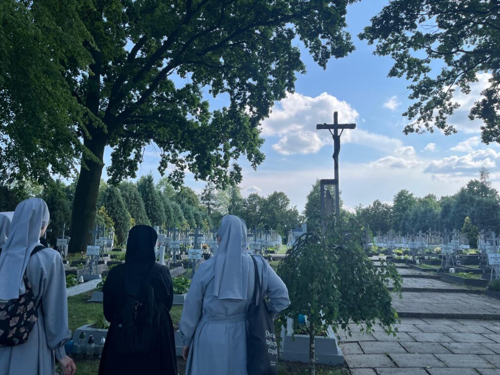LETNI CZAS JUNIRATU Juniorat LETNI CZAS JUNIRATU Juniorat