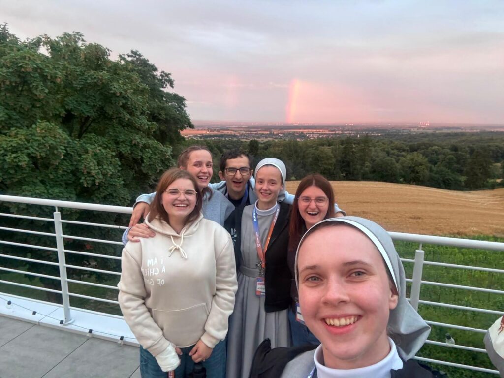 XXX ŚWIĘTO MŁODZIEŻY GÓRA ŚWIĘTEJ ANNY Apostolstwo Sióstr XXX ŚWIĘTO MŁODZIEŻY GÓRA ŚWIĘTEJ ANNY Apostolstwo Sióstr