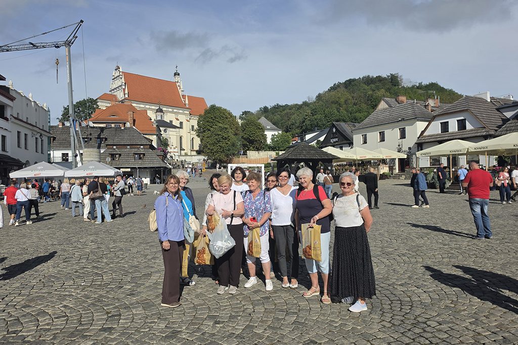 ZJAZD OSÓB ZAANGAŻOWANYCH W BMWK W KAZIMIERZU DOLNYM Apostolstwo Sióstr ZJAZD OSÓB ZAANGAŻOWANYCH W BMWK W KAZIMIERZU DOLNYM Apostolstwo Sióstr