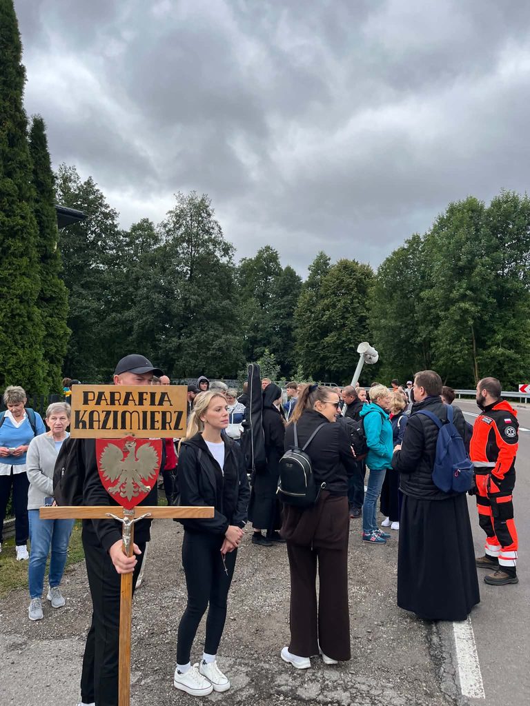 PIELGRZYMKA DO MATKI BOŻEJ KĘBELSKIEJ Apostolstwo Sióstr