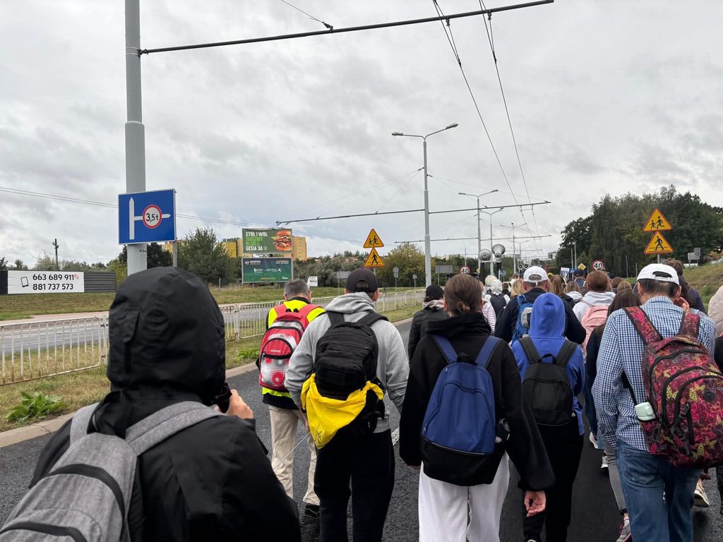PIELGRZYMKA DO MATKI BOŻEJ KĘBELSKIEJ Apostolstwo Sióstr