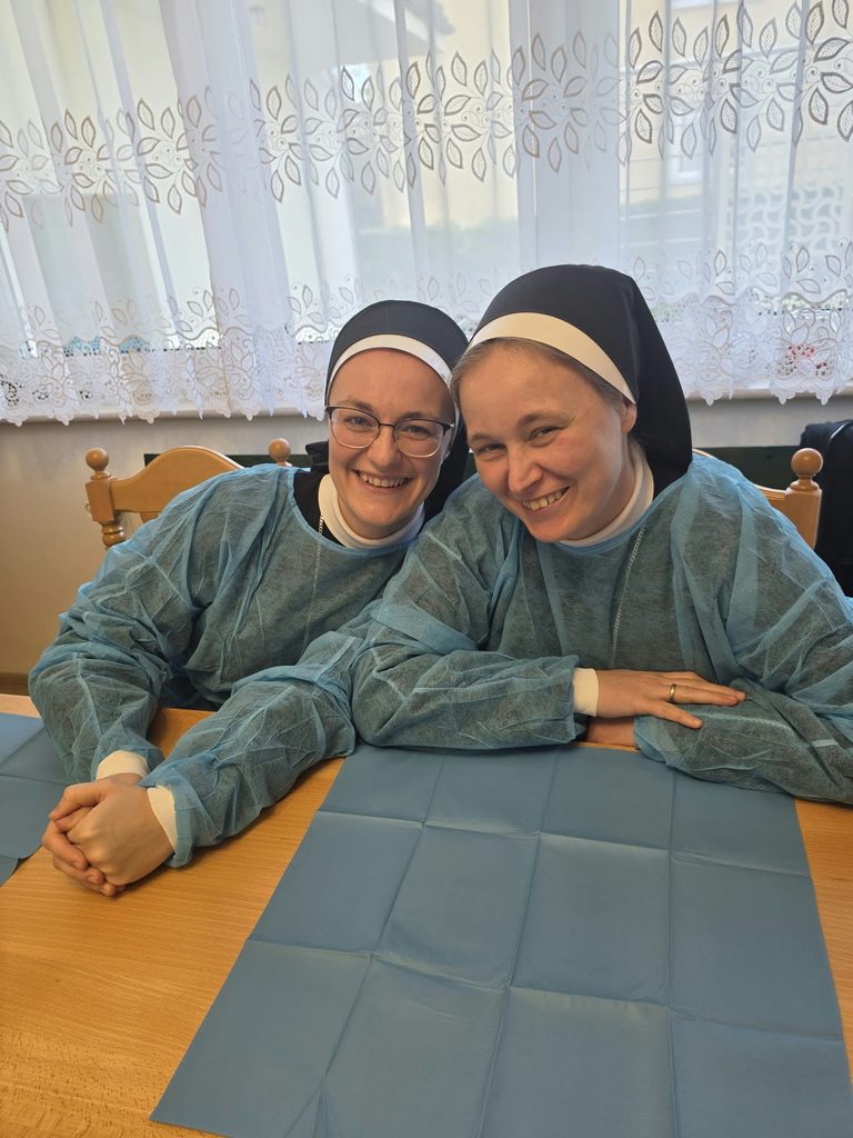 ZJAZD SIÓSTR MŁODYCH WIECZYSTEK W GDAŃSKU Rekolekcje i dni skupienia