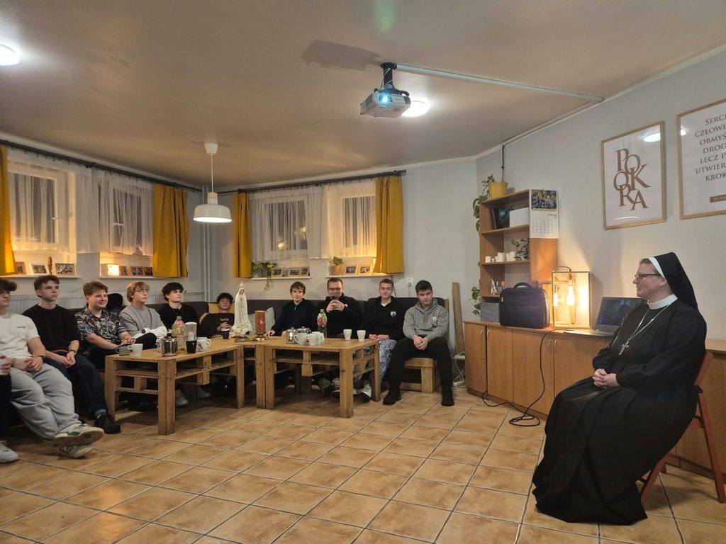 Spotkanie z młodzieżą na Gdańskim Przymorzu Apostolstwo Sióstr